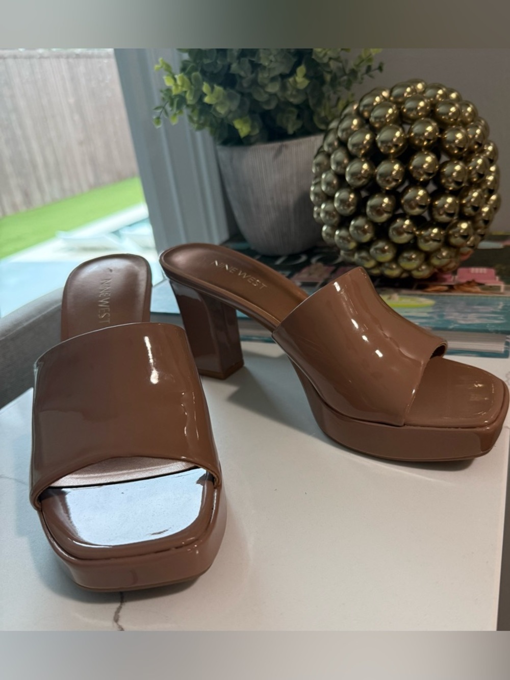 Nine West Patent Platform Heels in Nude Tan size 7.5 - Picture 7 of 9